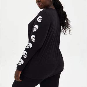 Torrid Skull Long Sleeve Black Tee